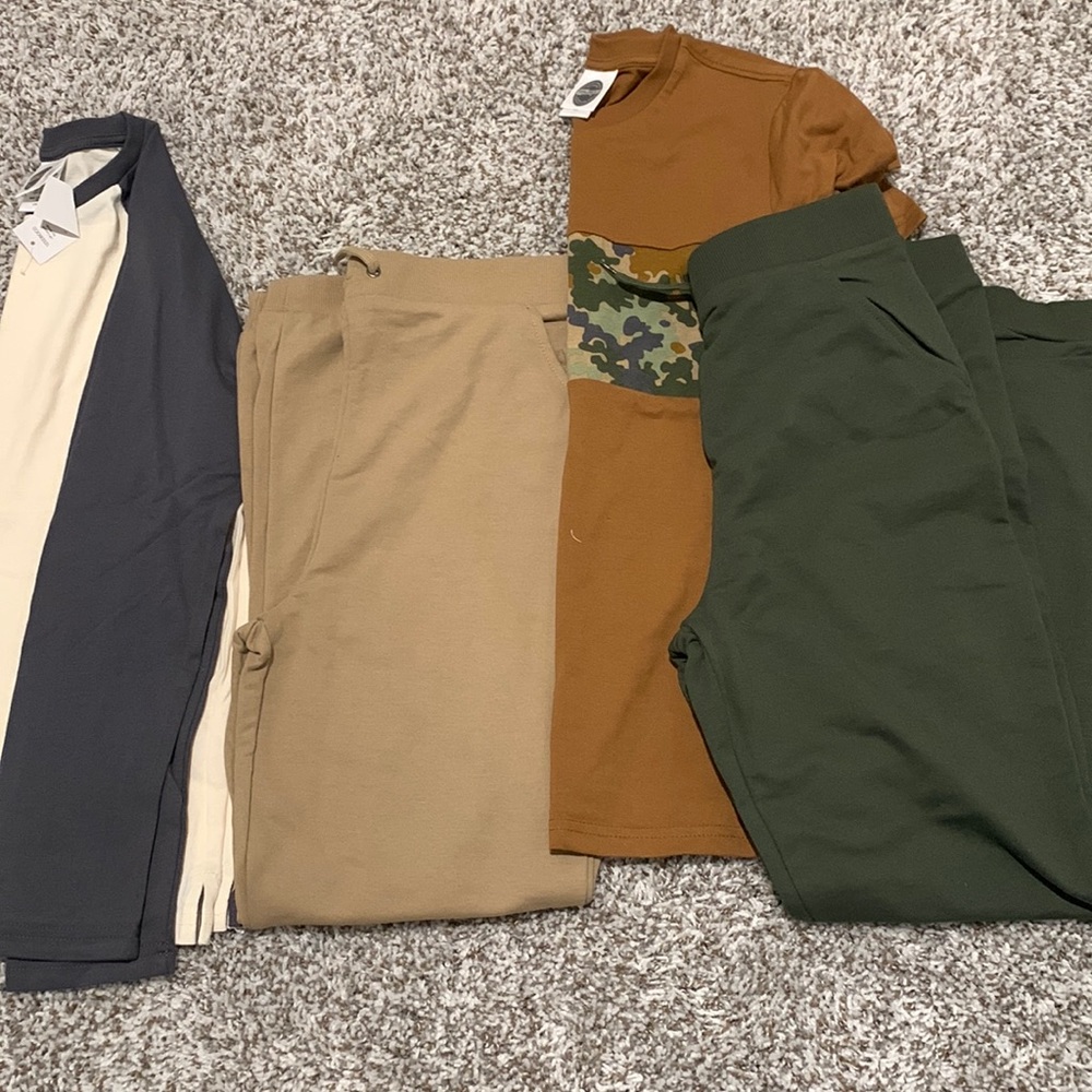 Bundle of 2 Jogger and 2 Shirts (Boys)